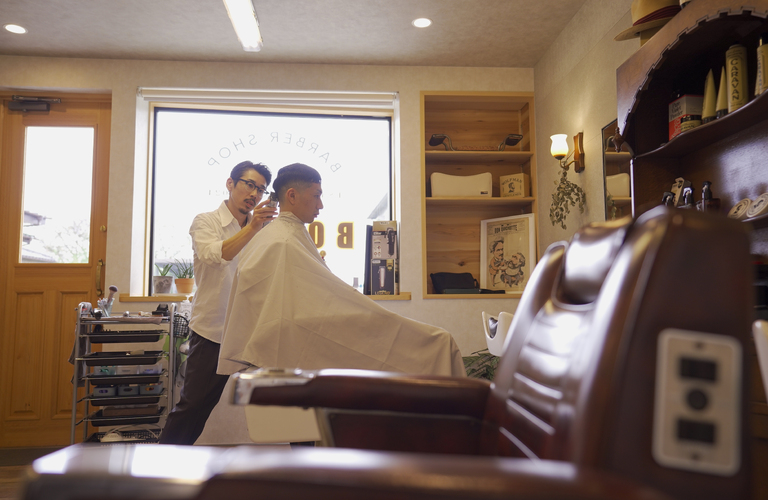 丁寧で安心 | 群馬県桐生の床屋ならBOLLY's BARBER SHOP